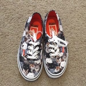 VANS - ASPCA Cat design